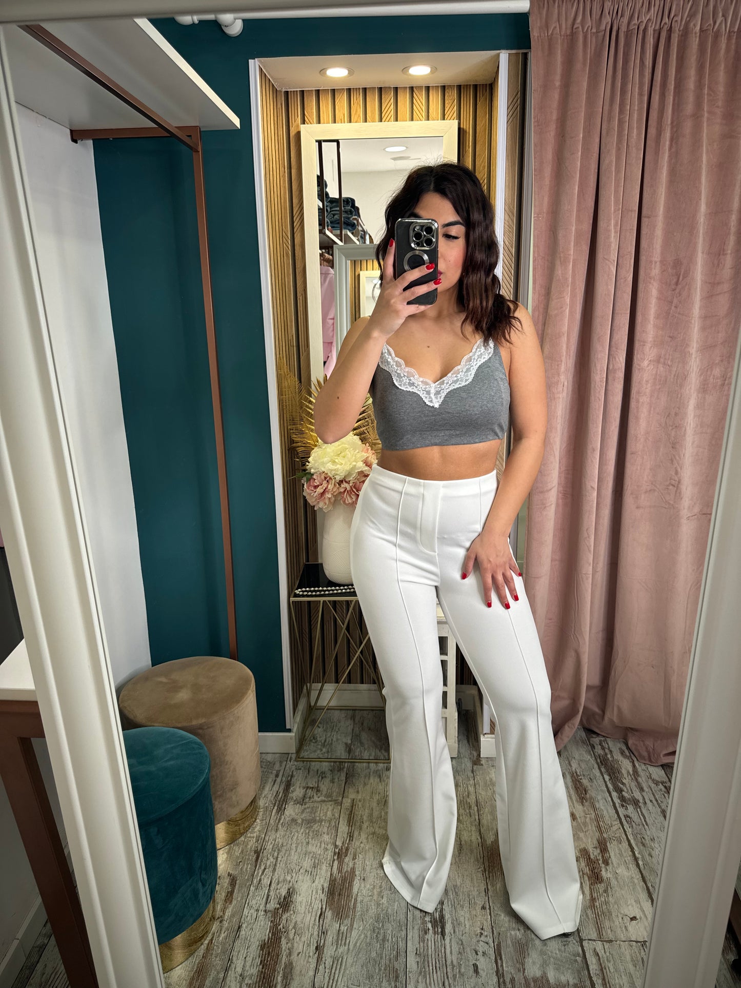 Pantaloni zampa bianco